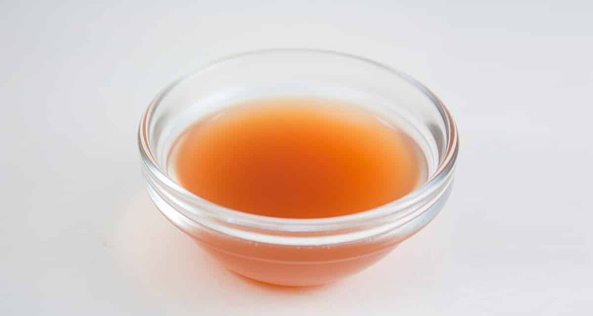 Por que você precisa tomar vinagre de maçã todos os dias, de acordo com a ciência